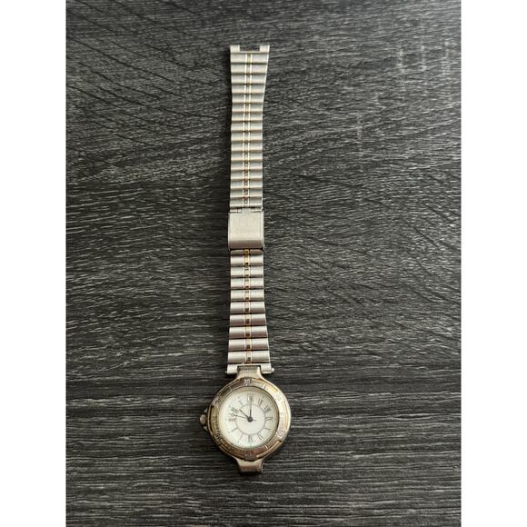 VTG Silver Tone Water Resistant Stainless Steel Watch FOR PARTS UNTESTED - Picture 7 of 8